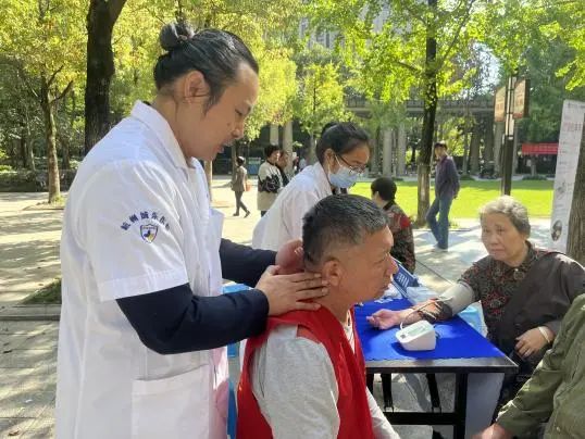 杭州城东医院,健康义诊,公益,重阳
